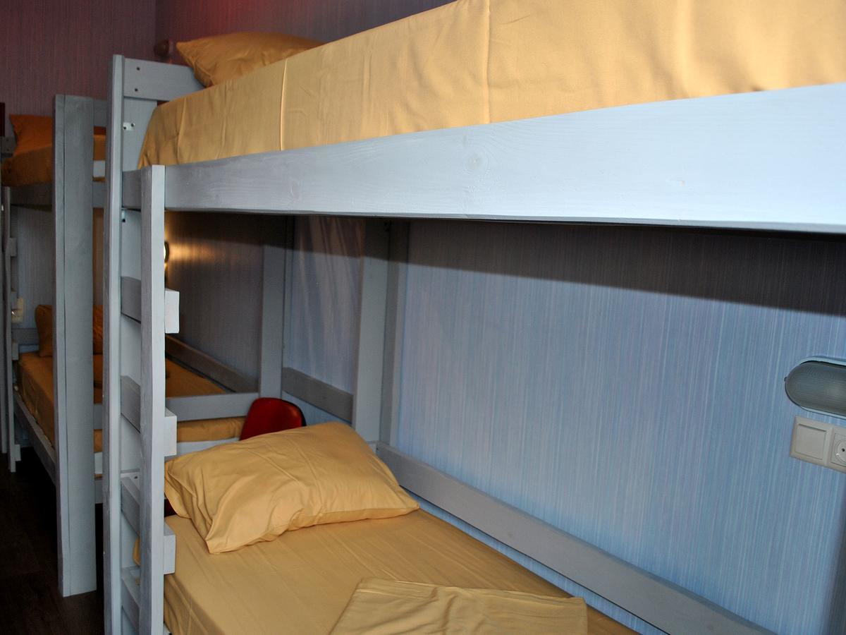 Hostel Darnitsa1 Kiev Esterno foto