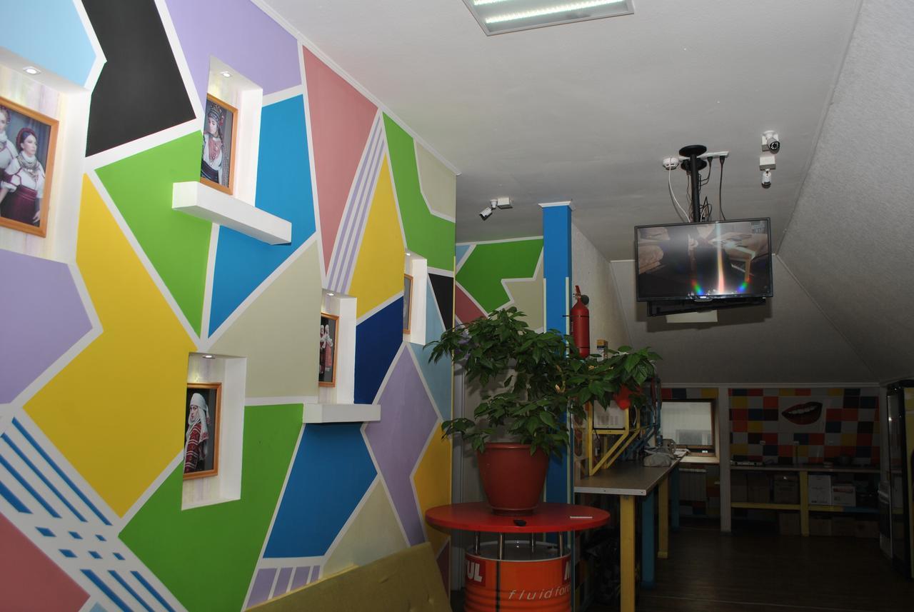Hostel Darnitsa1 Kiev Esterno foto