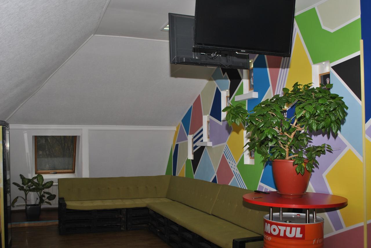 Hostel Darnitsa1 Kiev Esterno foto