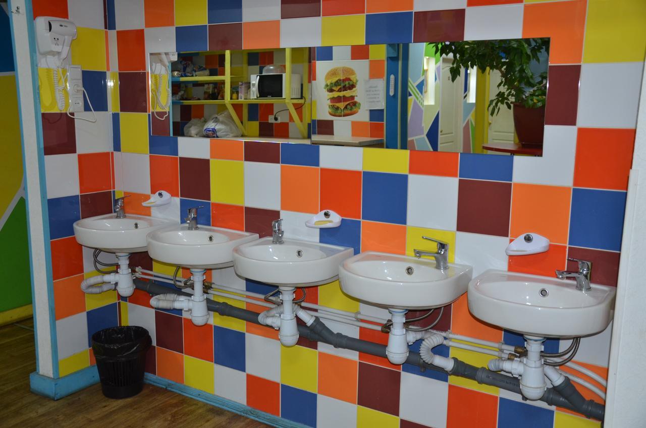 Hostel Darnitsa1 Kiev Esterno foto